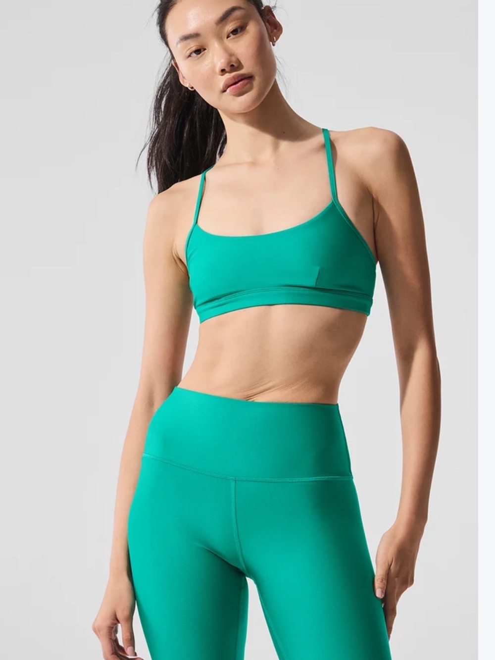Alo Yoga Airlift Intrigue Bra in spruce green size medium